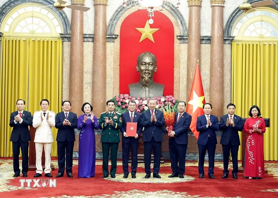 Tổng Bí thư, Chủ tịch nước chủ trì Hội nghị công bố các quyết định bổ nhiệm các thành viên Chính phủ 1.jpg